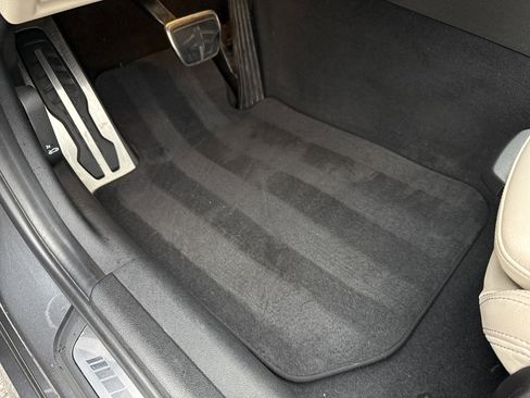 Used 2020 BMW 330i 330i w/ M Sport Package image 16