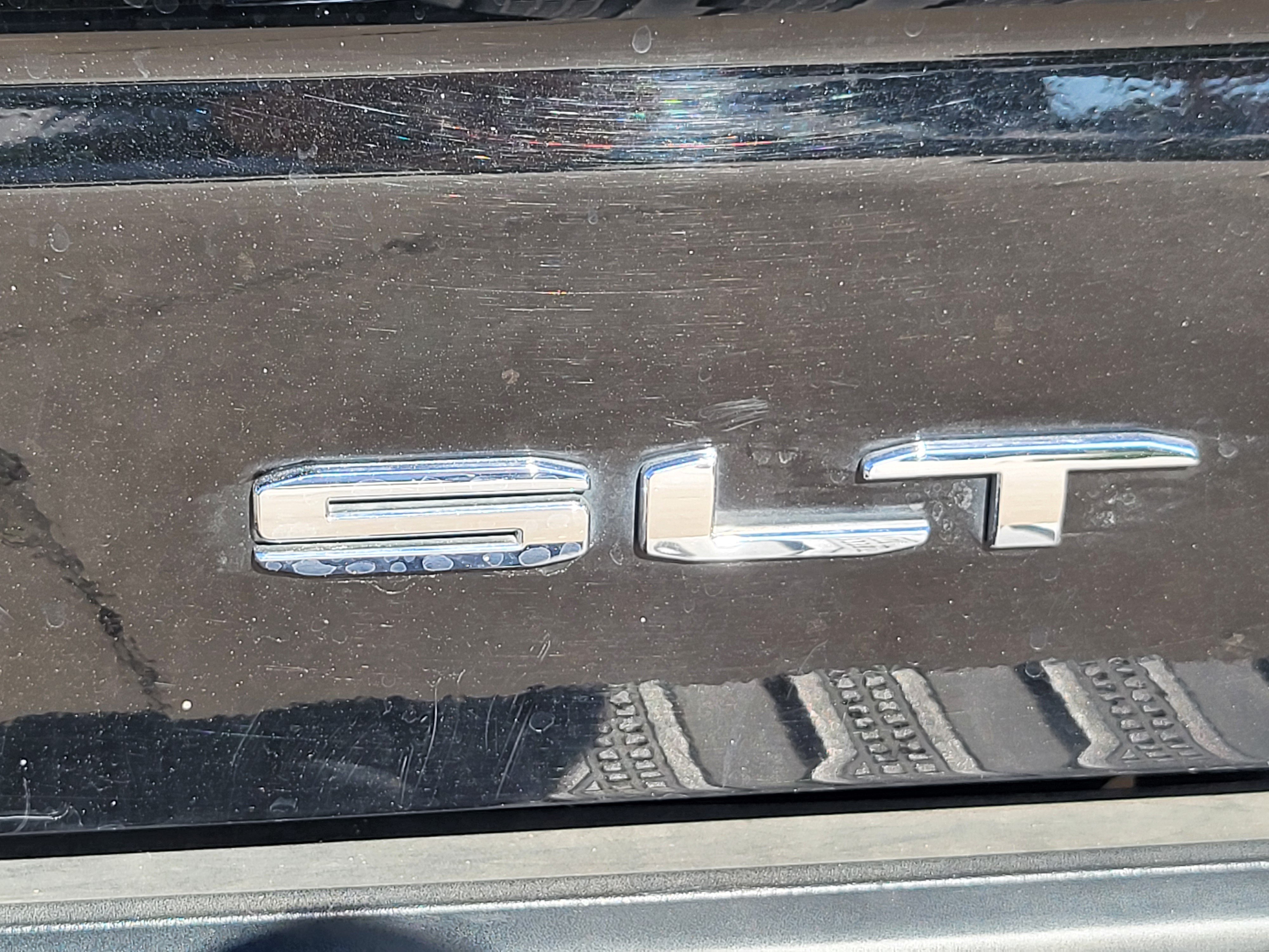 Used 2019 GMC Sierra 1500 SLT w/ SLT Premium Plus Package AWD/4WD image 9