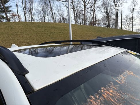 Certified 2021 Subaru Crosstrek 2.5i Limited w/ Moonroof Package 2 image 9