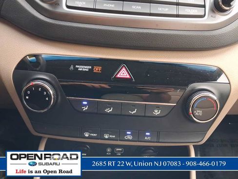Used 2017 Hyundai Tucson SE w/ SE Popular Package 02 AWD/4WD image 32