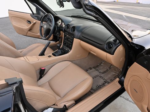 Used 2001 MAZDA MX-5 Miata LS image 19