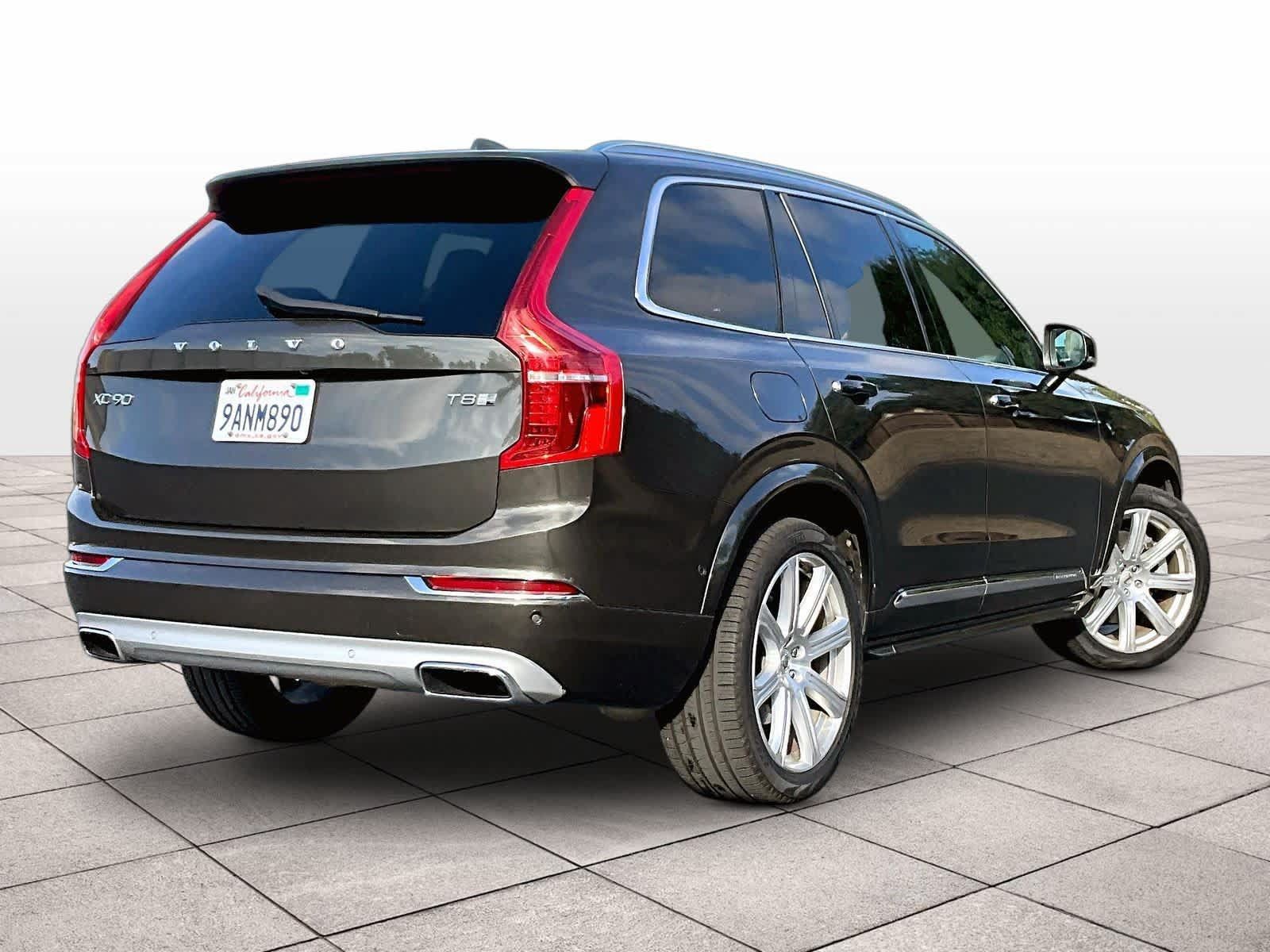 Used 2018 Volvo XC90 T8 Inscription w/ Convenience Package AWD/4WD image 12