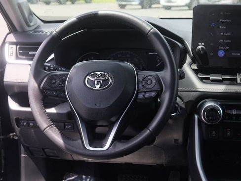 Used 2023 Toyota RAV4 XLE Premium AWD/4WD image 27