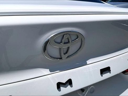 Used 2026 Toyota Camry SE FWD image 27