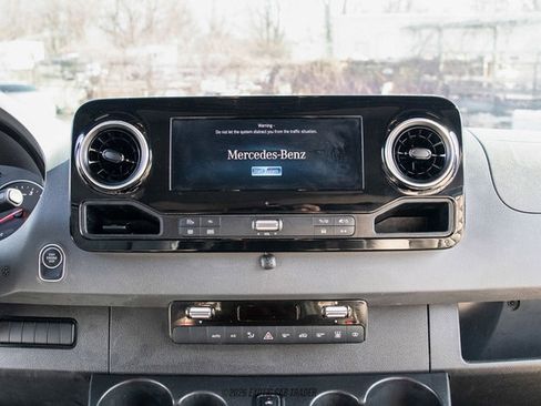 Used 2020 Mercedes-Benz Sprinter 3500 image 30