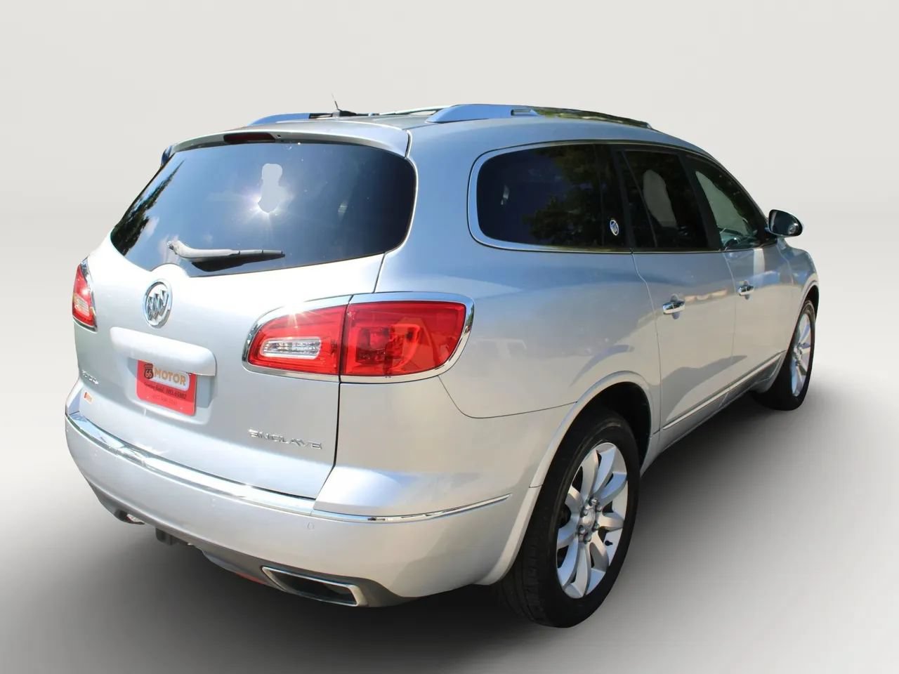 Used 2015 Buick Enclave Premium w/ Experience Buick Package FWD image 8