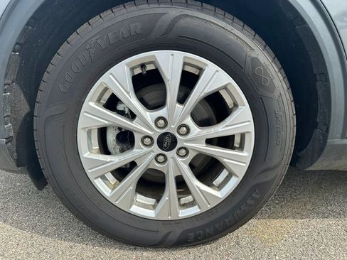 Used 2023 Ford Escape Active w/ Cold Weather Package FWD image 18