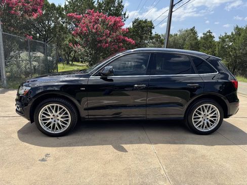 Used 2017 Audi Q5 2.0T Premium Plus w/ Technology Package AWD/4WD image 8