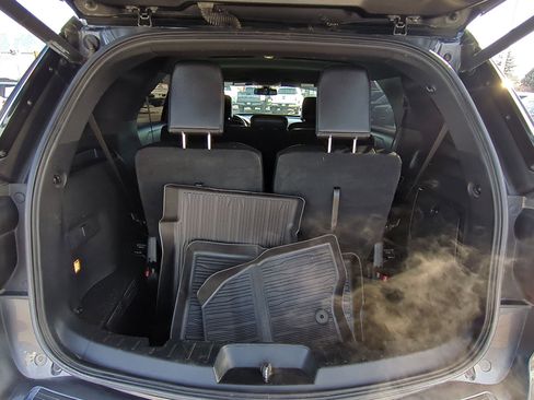 Used 2018 Ford Explorer XLT w/ Equipment Group 202A image 33