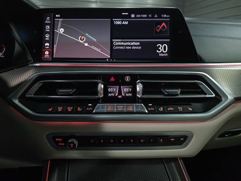 Used 2020 BMW X5 xDrive40i w/ M Sport Package image 26