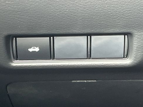 New 2026 Nissan Sentra SV w/ Floor Mat Package FWD image 19