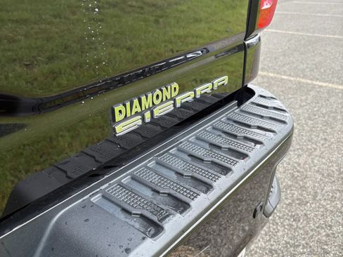 Used 2022 GMC Sierra 3500 Denali w/ Snow Plow Prep/Camper Package AWD/4WD image 15