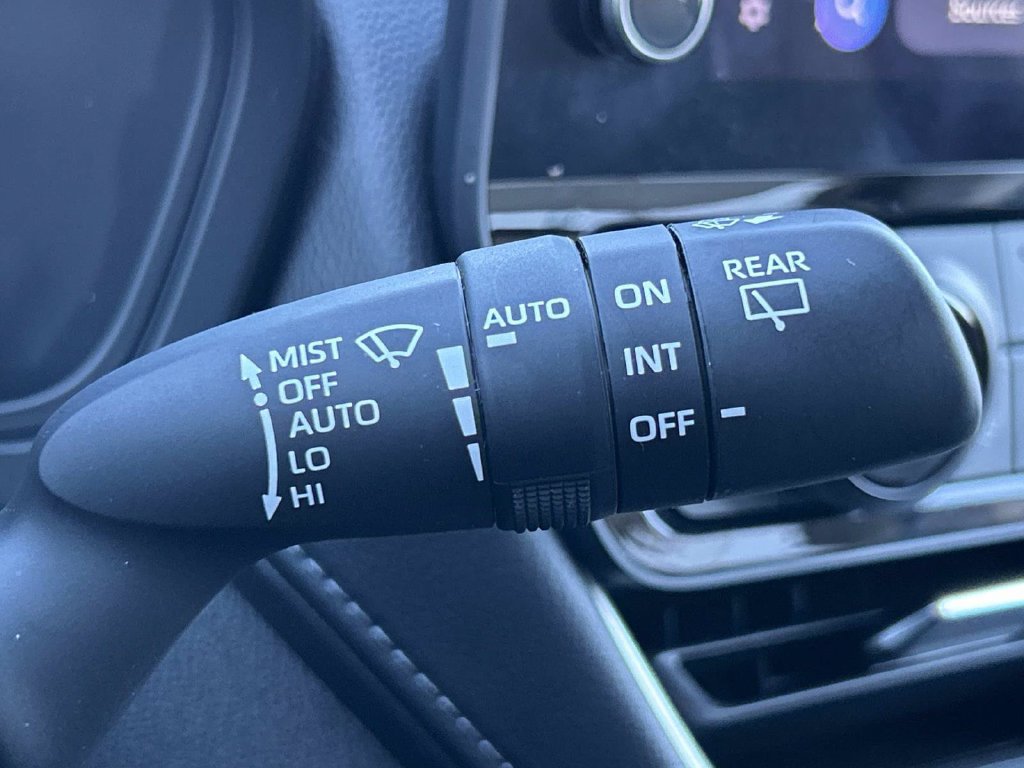 Used 2024 Toyota Grand Highlander AWD image 35
