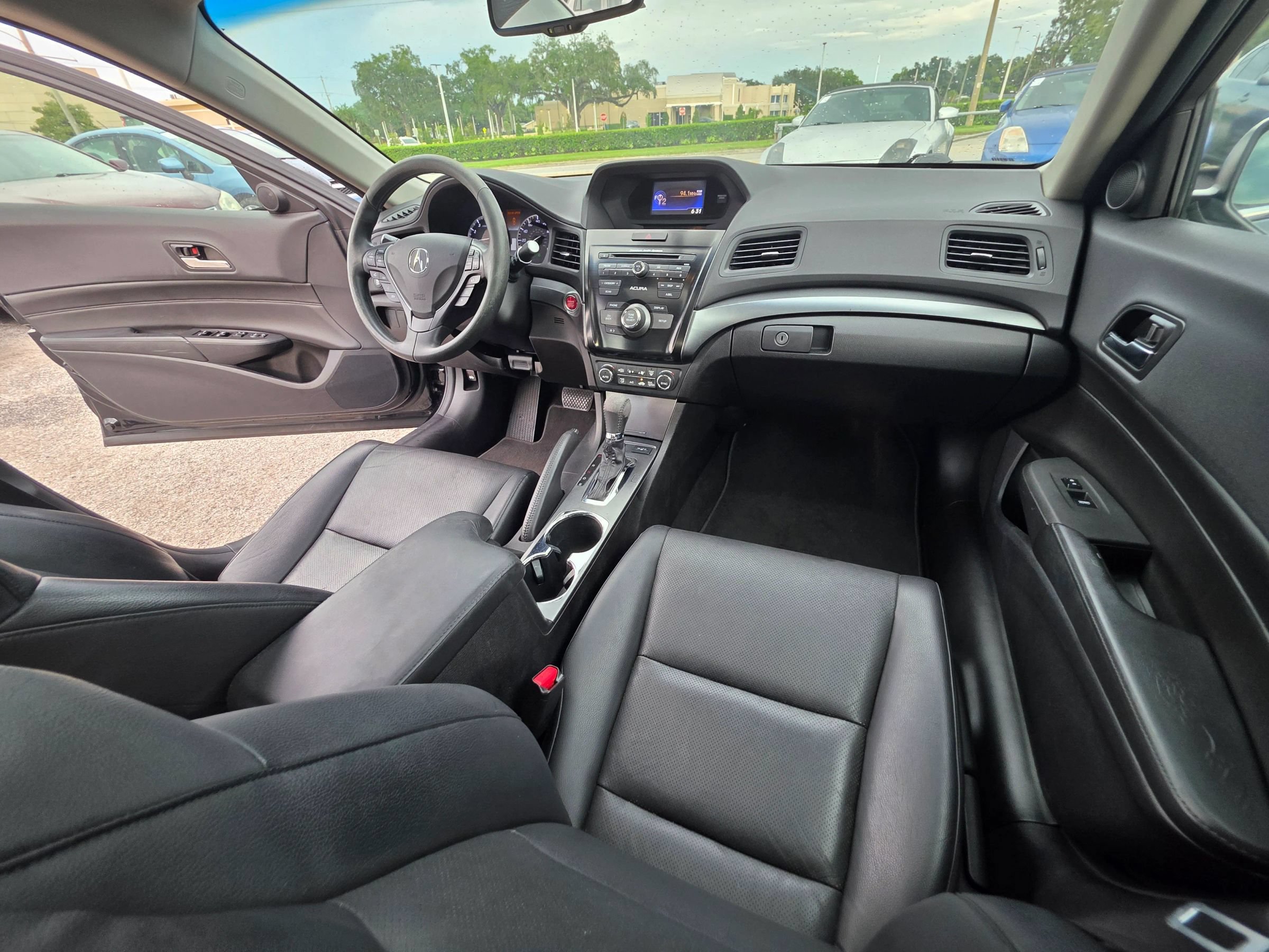 Used 2013 Acura ILX w/ Premium Package FWD image 17