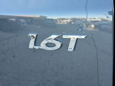 Used 2022 Hyundai Kona Limited image 12