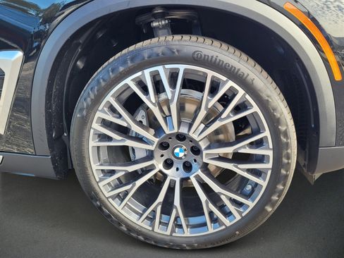 New 2026 BMW X5 xDrive40i w/ Premium Package AWD/4WD image 9
