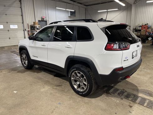 Used 2022 Jeep Cherokee Trailhawk w/ Technology Group image 5
