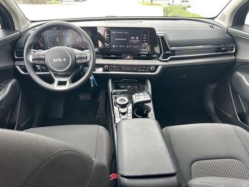 Used 2023 Kia Sportage LX FWD image 10
