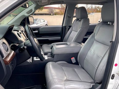 Used 2019 Toyota Tundra Limited image 26