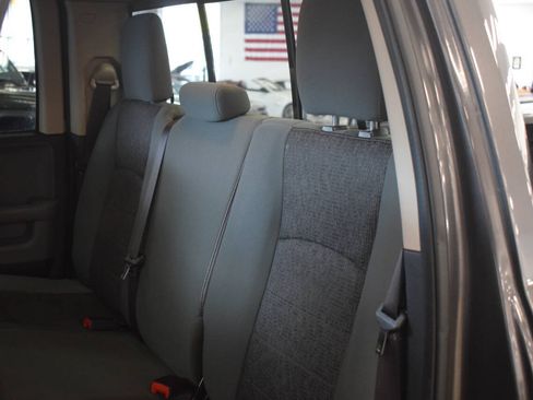 Used 2015 RAM 1500 Big Horn AWD/4WD image 40