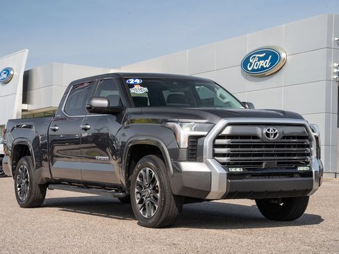 Used 2024 Toyota Tundra Limited w/ Power Package AWD/4WD image 1