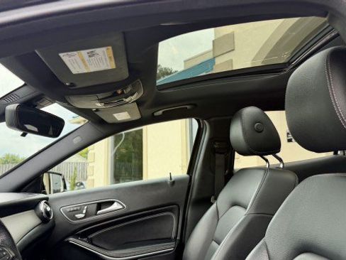 Used 2019 Mercedes-Benz GLA 250 4MATIC image 6