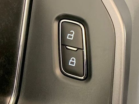 New 2025 Ford F150 Lightning Flash AWD/4WD image 30