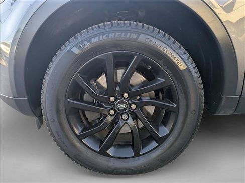 Used 2018 Land Rover Discovery Sport SE AWD/4WD image 25