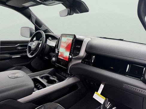 Used 2025 RAM 1500 Laramie w/ Night Edition image 14