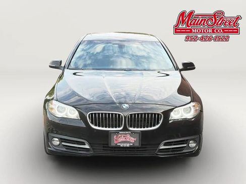 Used 2016 BMW 528i xDrive Sedan AWD/4WD image 2