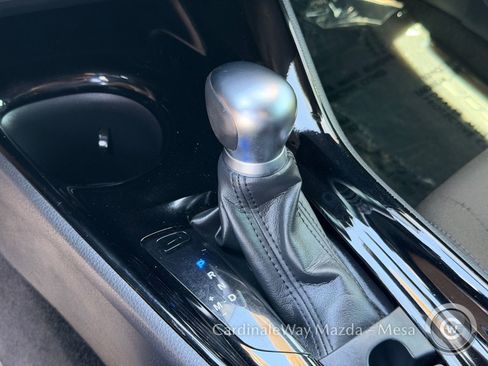 Used 2020 Toyota C-HR XLE FWD image 26