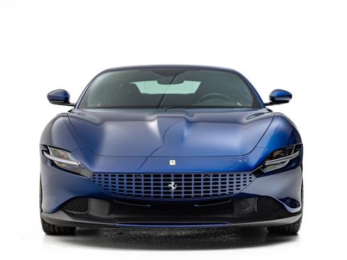 Used 2022 Ferrari Roma image 4