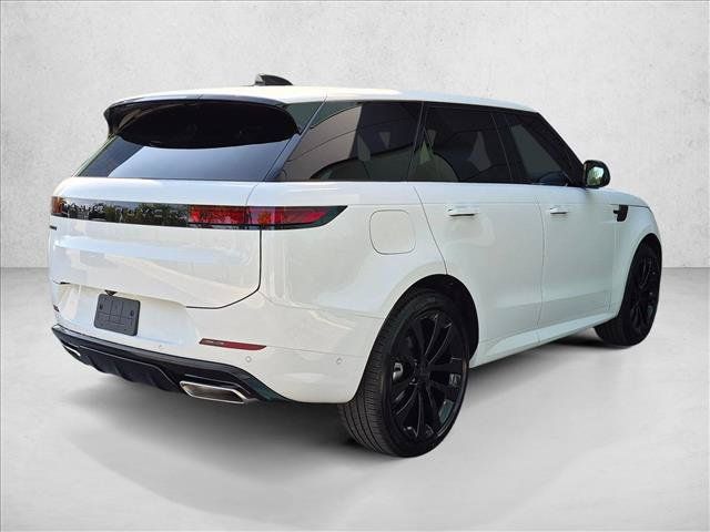 New 2026 Land Rover Range Rover Sport Dynamic SE AWD/4WD image 2