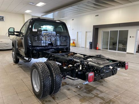 New 2026 Ford F550 4x4 Regular Cab Super Duty image 5