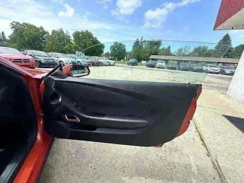 Used 2013 Chevrolet Camaro LT image 13