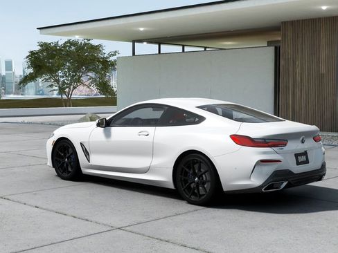 Used 2025 BMW 840i xDrive Coupe w/ Driving Assistance Package image 25