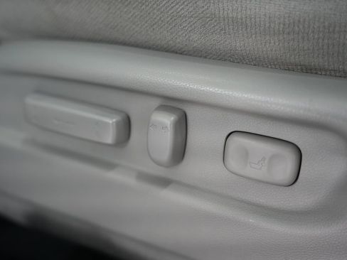 Used 2017 Honda Pilot EX image 50