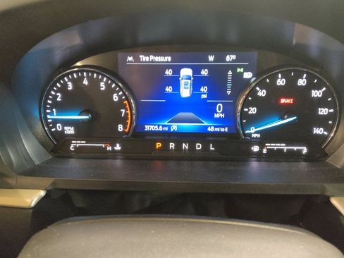 Used 2024 Ford Explorer XLT w/ Equipment Group 202A image 23