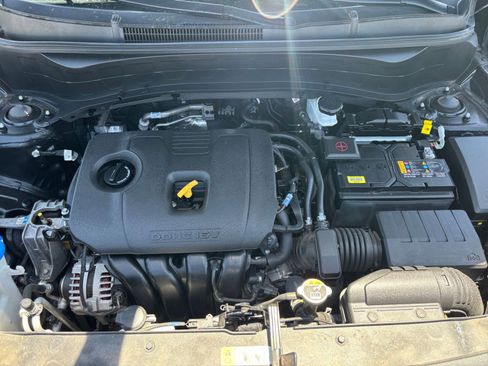 Used 2025 Kia Seltos S FWD image 33