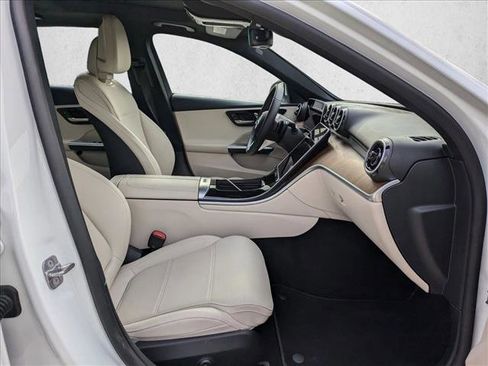 Certified 2025 Mercedes-Benz C 300 Sedan image 21