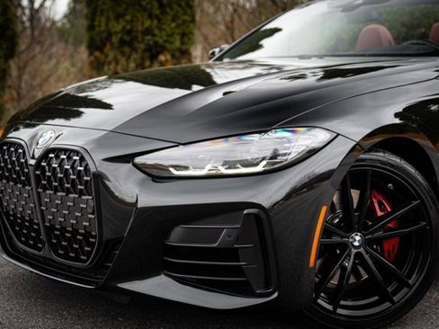 Used 2023 BMW M440i Convertible w/ Premium Package image 2