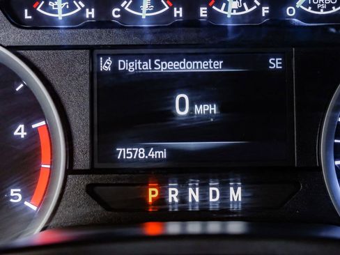 Used 2022 Ford F350 XLT w/ XLT Premium Package image 19