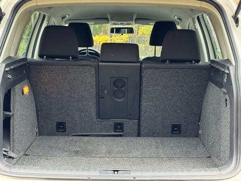 Used 2012 Volkswagen Tiguan S image 15