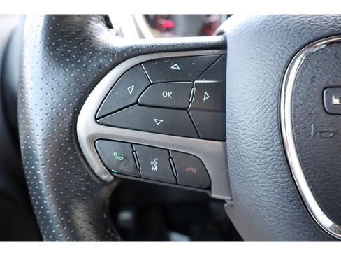 Used 2019 Dodge Challenger SXT w/ Driver Convenience Group RWD image 28