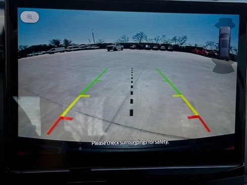 Certified 2022 Ford Expedition XLT image 9