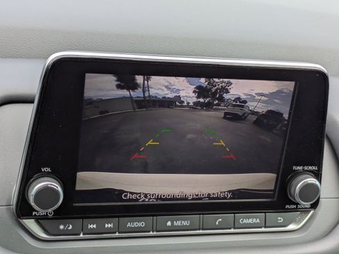 New 2026 Nissan Rogue S image 27