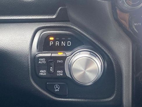 Used 2023 RAM 1500 Laramie image 30