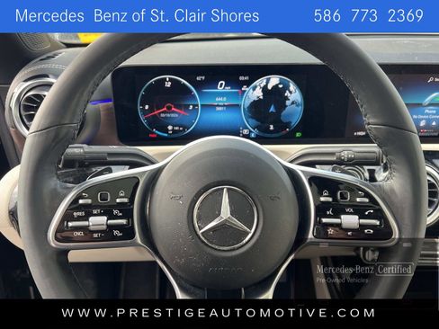 Used 2023 Mercedes-Benz CLA 250 4MATIC image 8