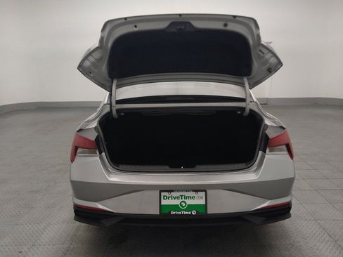 Used 2023 Hyundai Elantra SEL w/ Cargo Package image 29