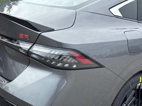 New 2026 Nissan Sentra SR w/ SR Premium Package FWD image 12